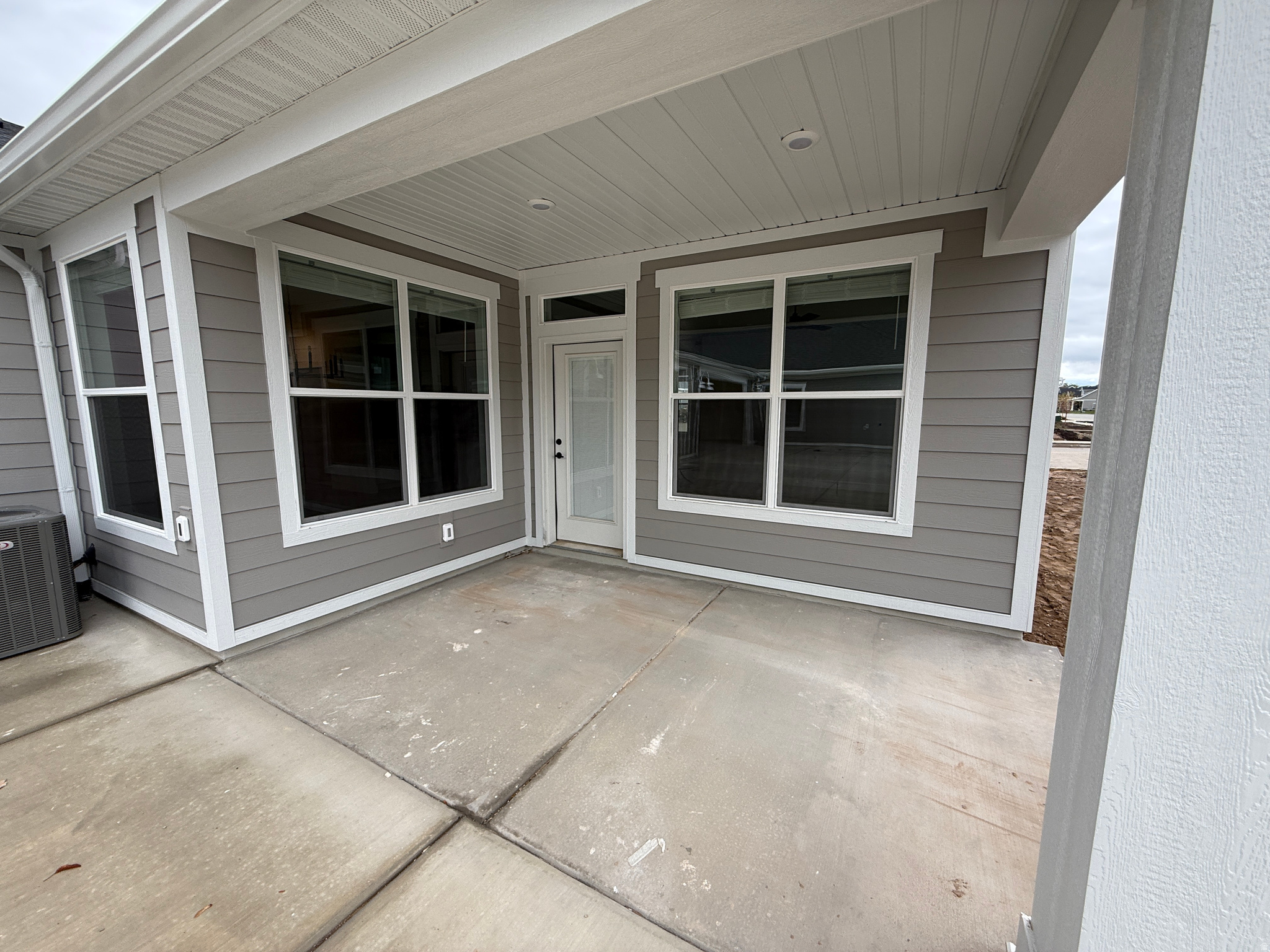 BLUFF VIEW - Residential