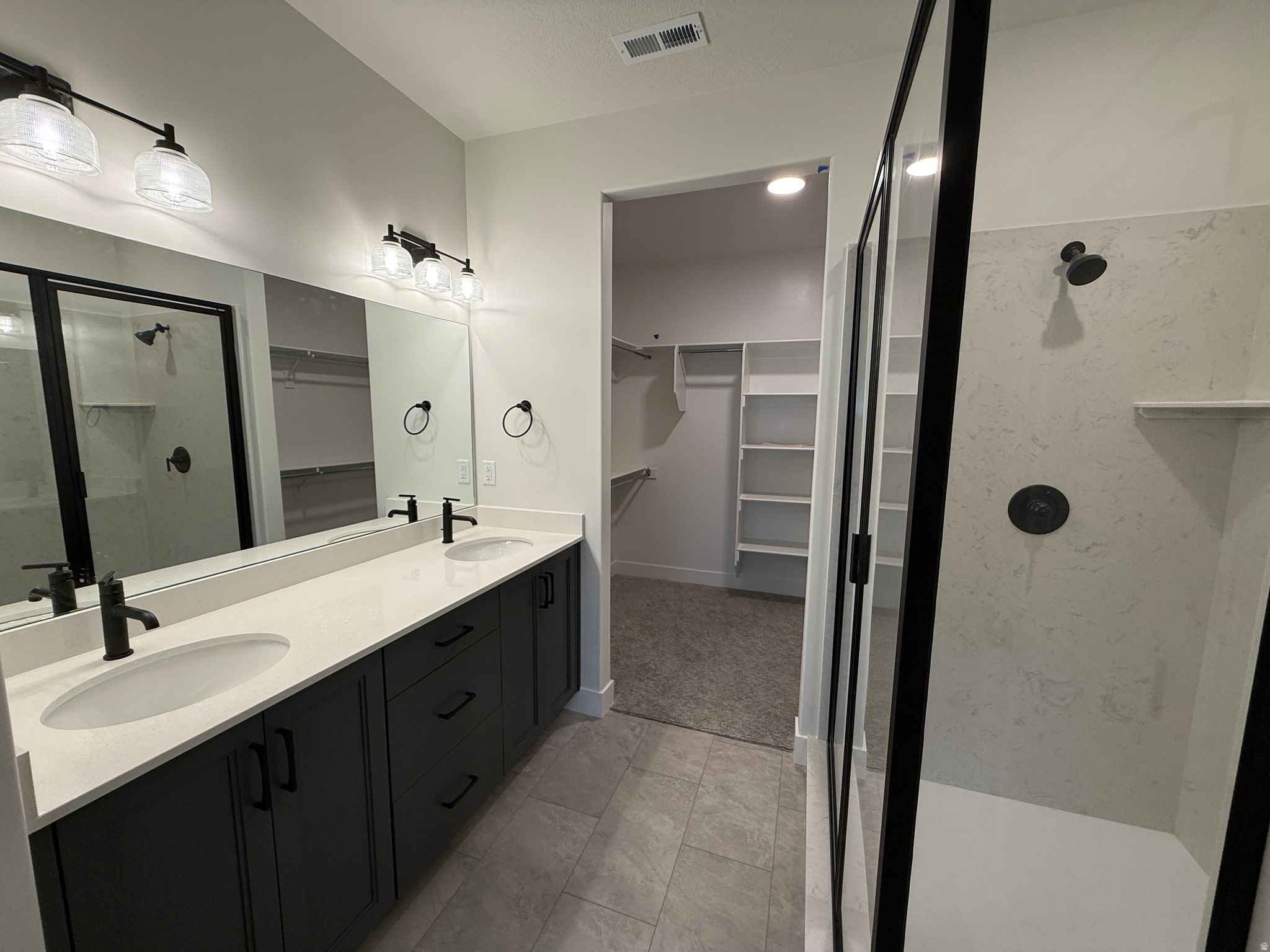 BLUFF VIEW - Residential