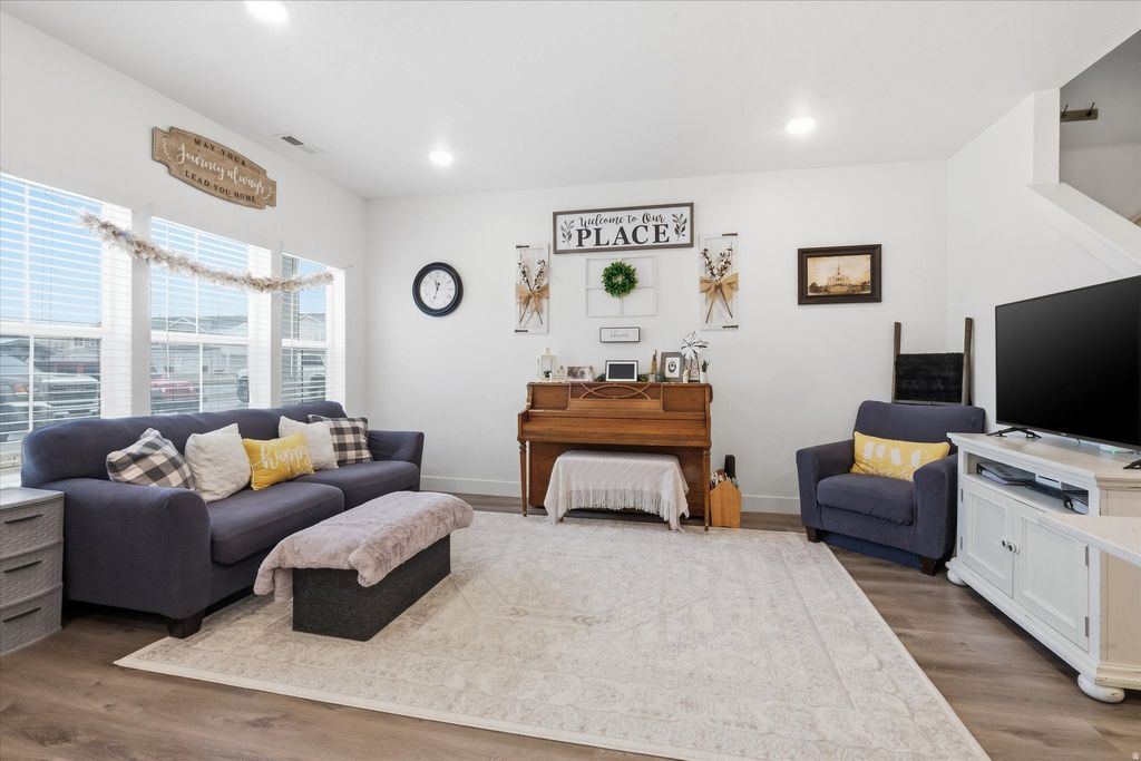 Photo of 930 W 960 N, Tremonton, UT 84337 (MLS # 2141444)