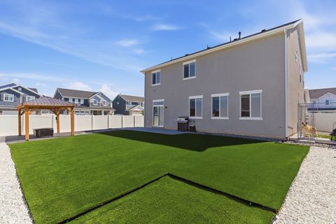 Tiny photo for 3458 S GRAY PINE LN, Syracuse, UT 84075 (MLS # 2155685)