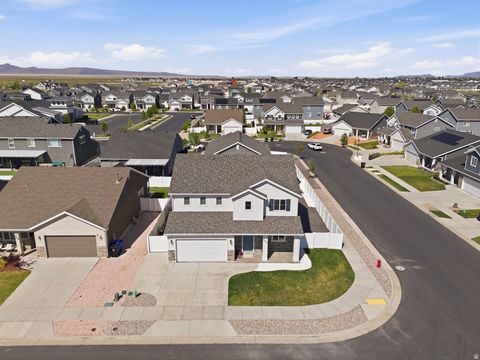 Tiny photo for 3458 S GRAY PINE LN, Syracuse, UT 84075 (MLS # 2155685)