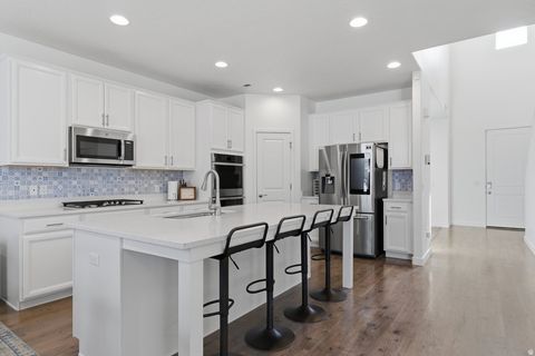 Tiny photo for 3458 S GRAY PINE LN, Syracuse, UT 84075 (MLS # 2155685)