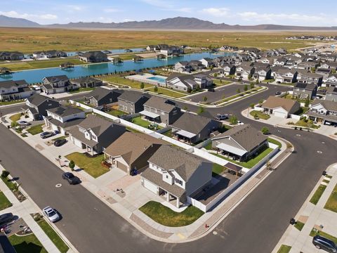 Tiny photo for 3458 S GRAY PINE LN, Syracuse, UT 84075 (MLS # 2155685)