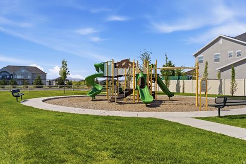 Tiny photo for 3458 S GRAY PINE LN, Syracuse, UT 84075 (MLS # 2155685)