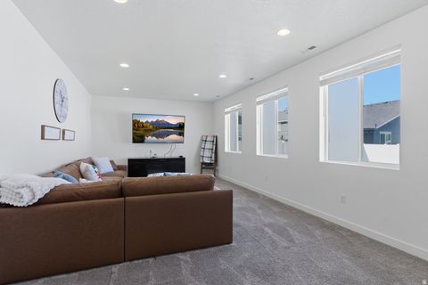 Tiny photo for 3458 S GRAY PINE LN, Syracuse, UT 84075 (MLS # 2155685)