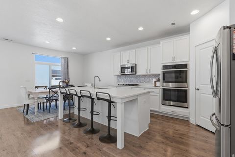 Tiny photo for 3458 S GRAY PINE LN, Syracuse, UT 84075 (MLS # 2155685)