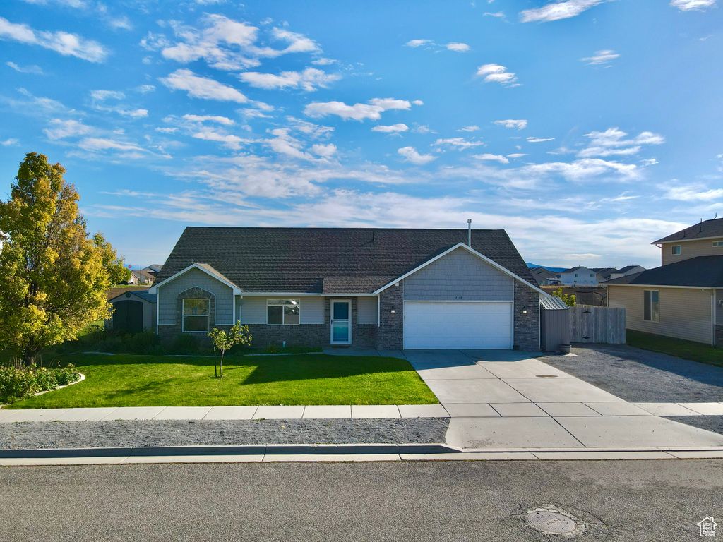 Photo of 2513 W 600 N, Tremonton, UT 84337 (MLS # 2118309)