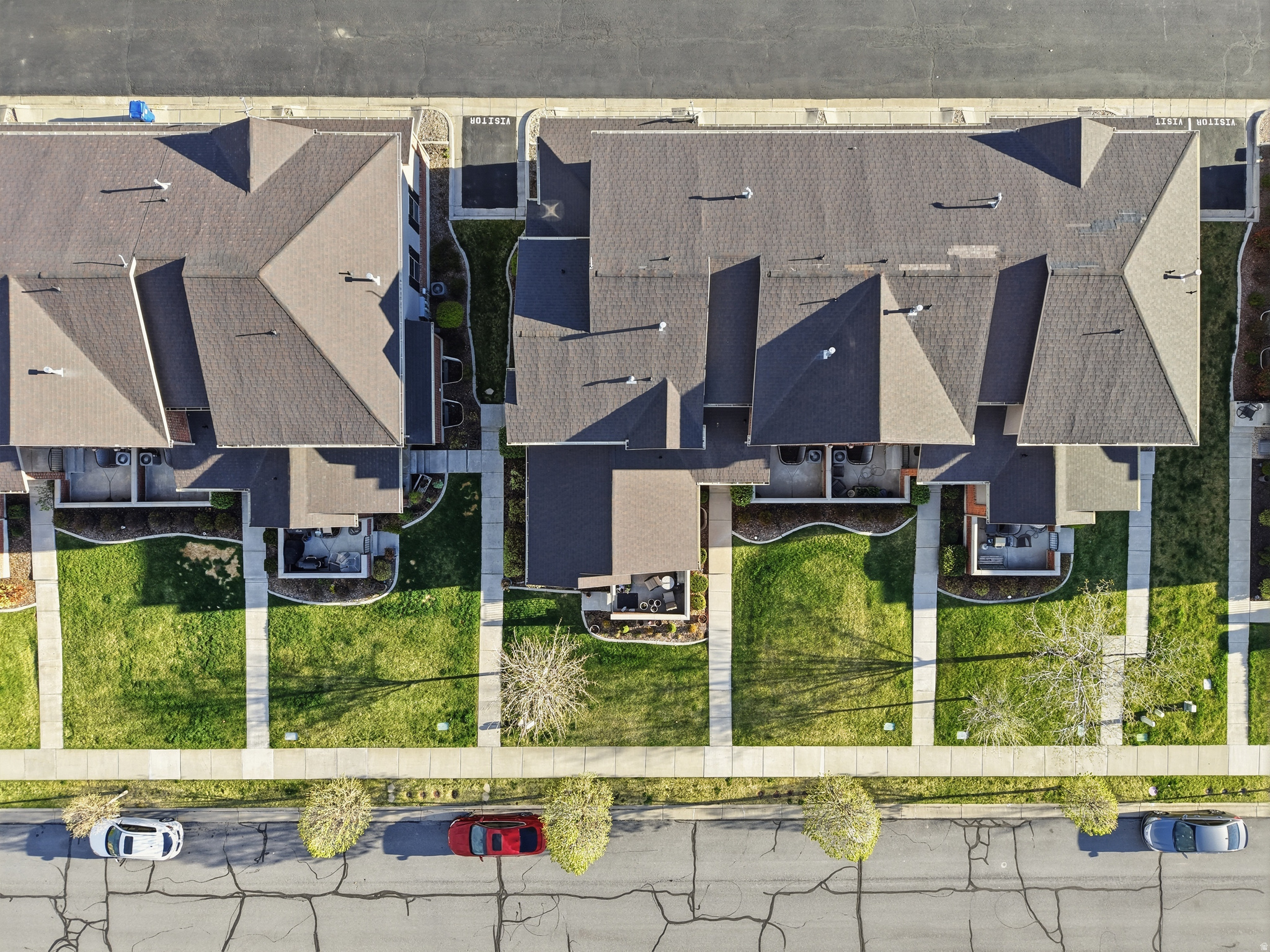 YALECREST TOWNS 148 - Residential