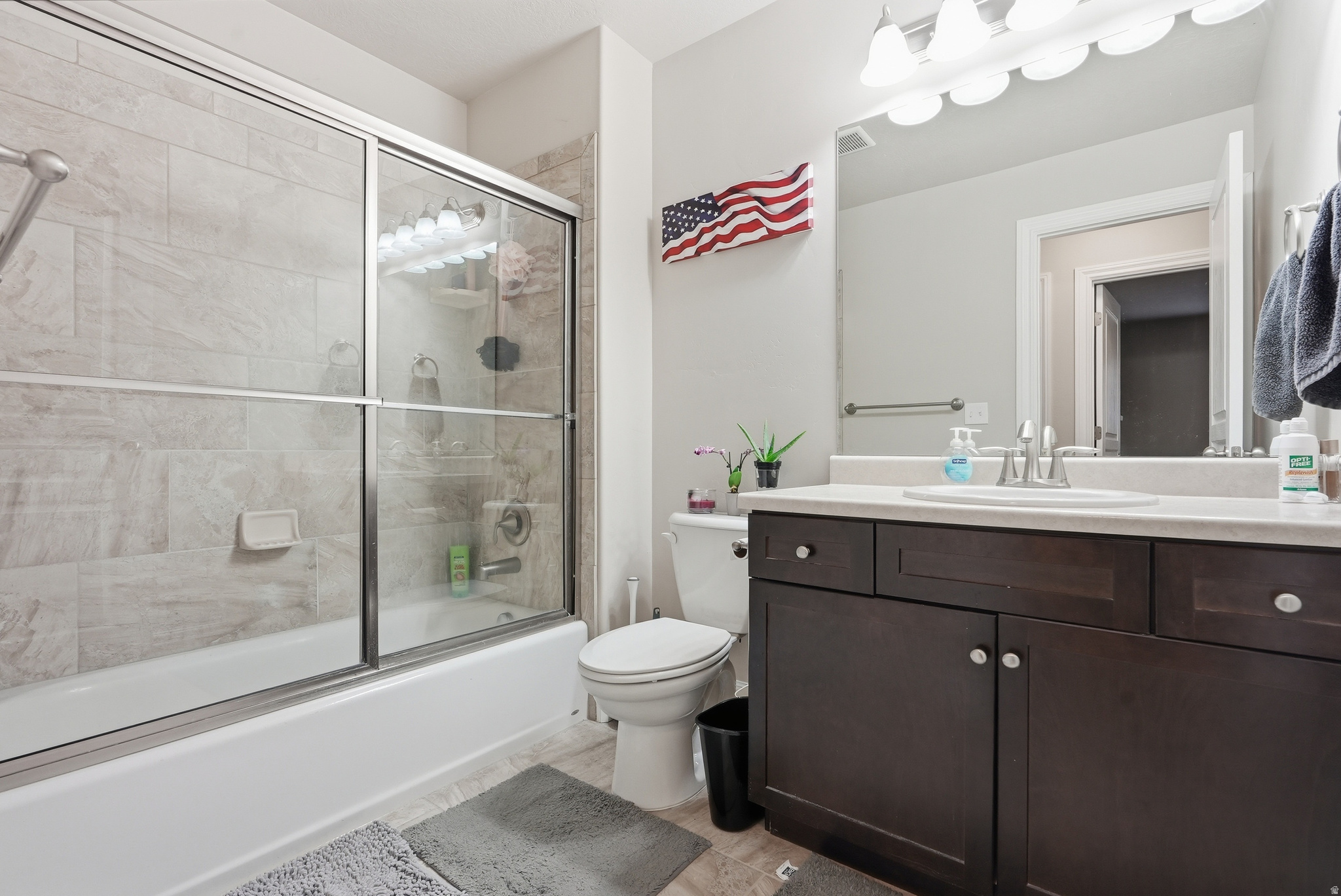 YALECREST TOWNS 148 - Residential