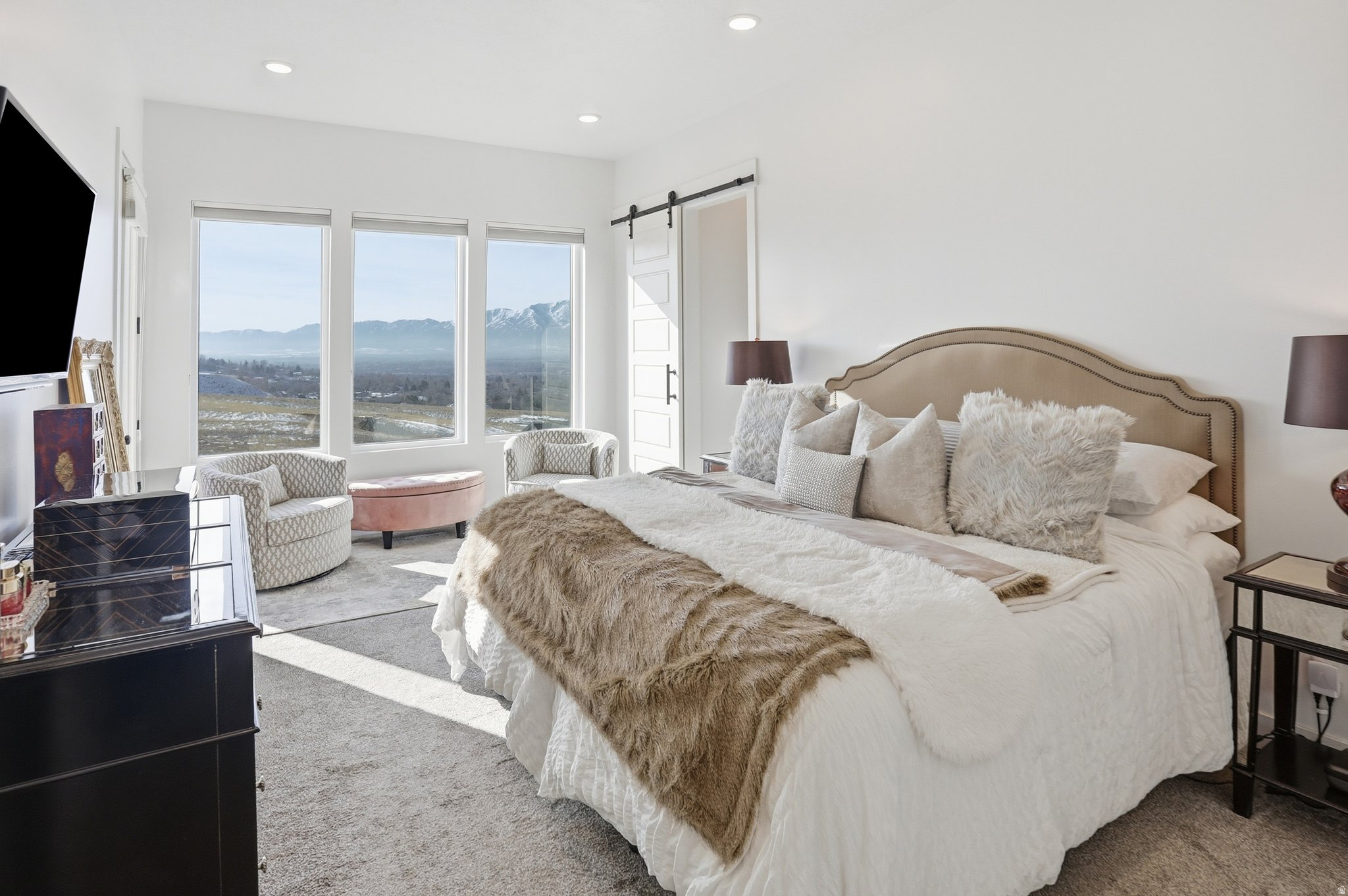 SHORELINE - Residential