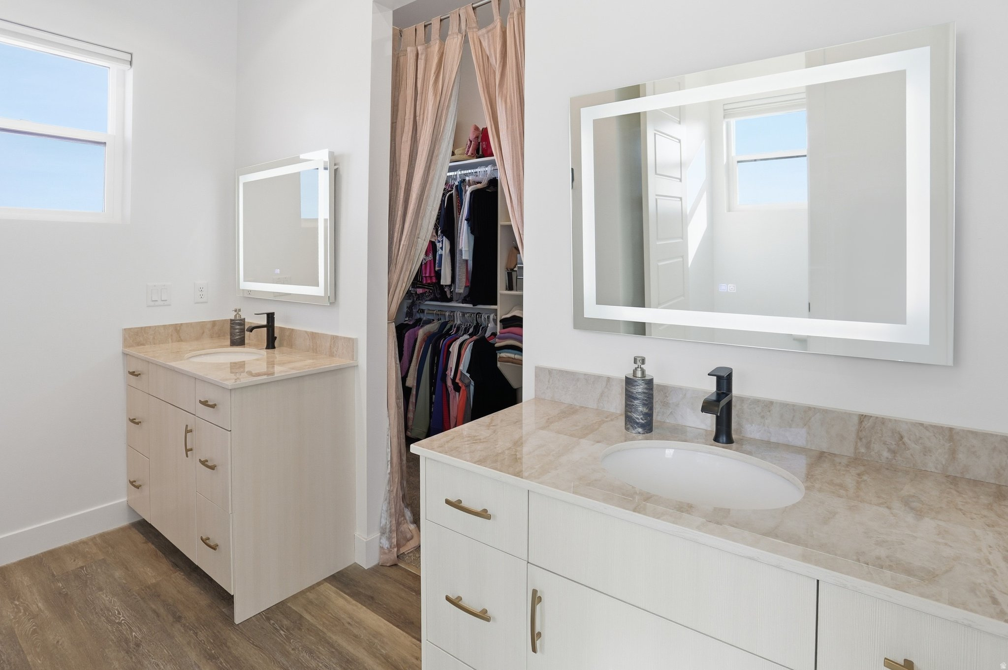 SHORELINE - Residential