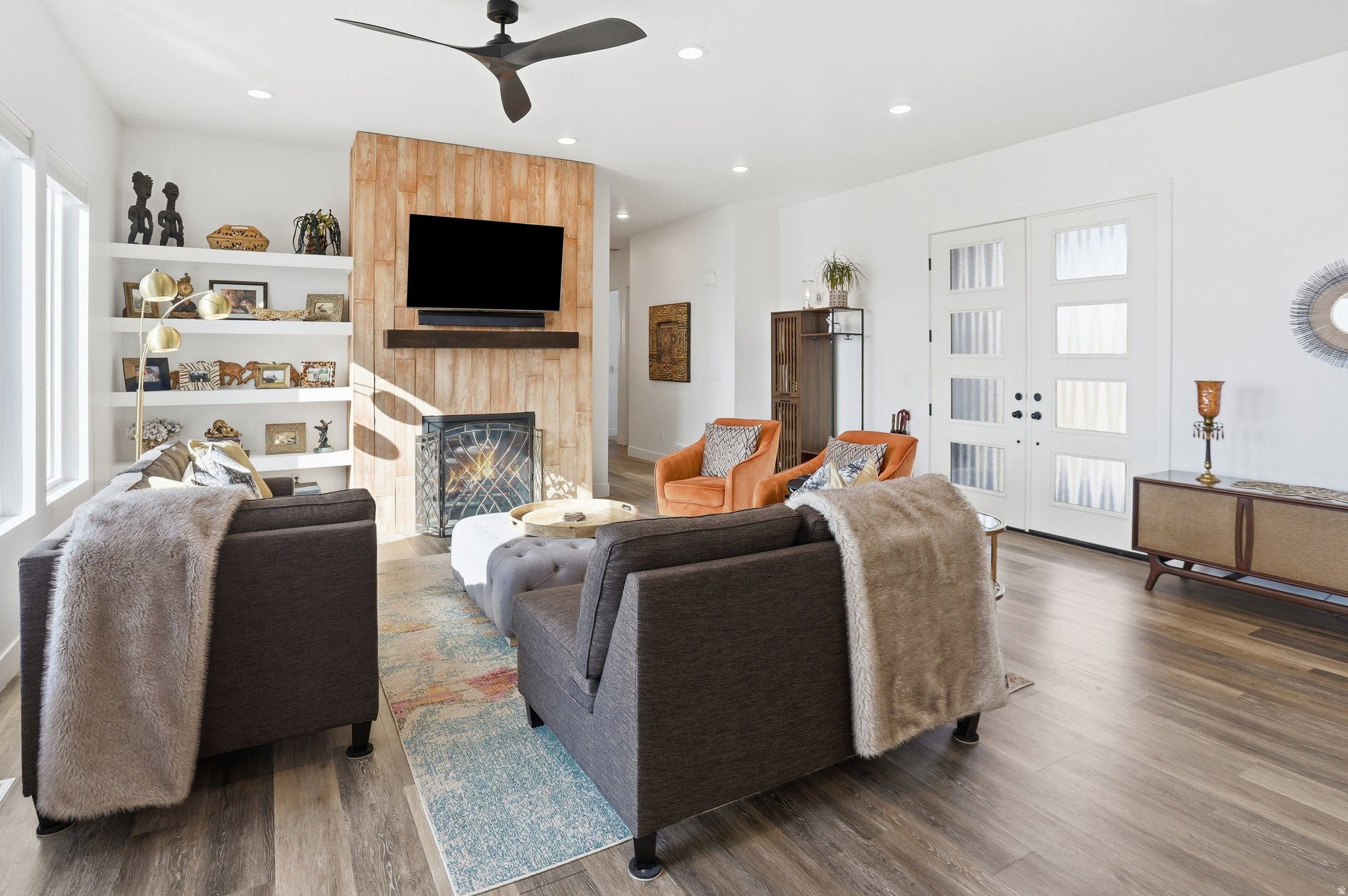 SHORELINE - Residential