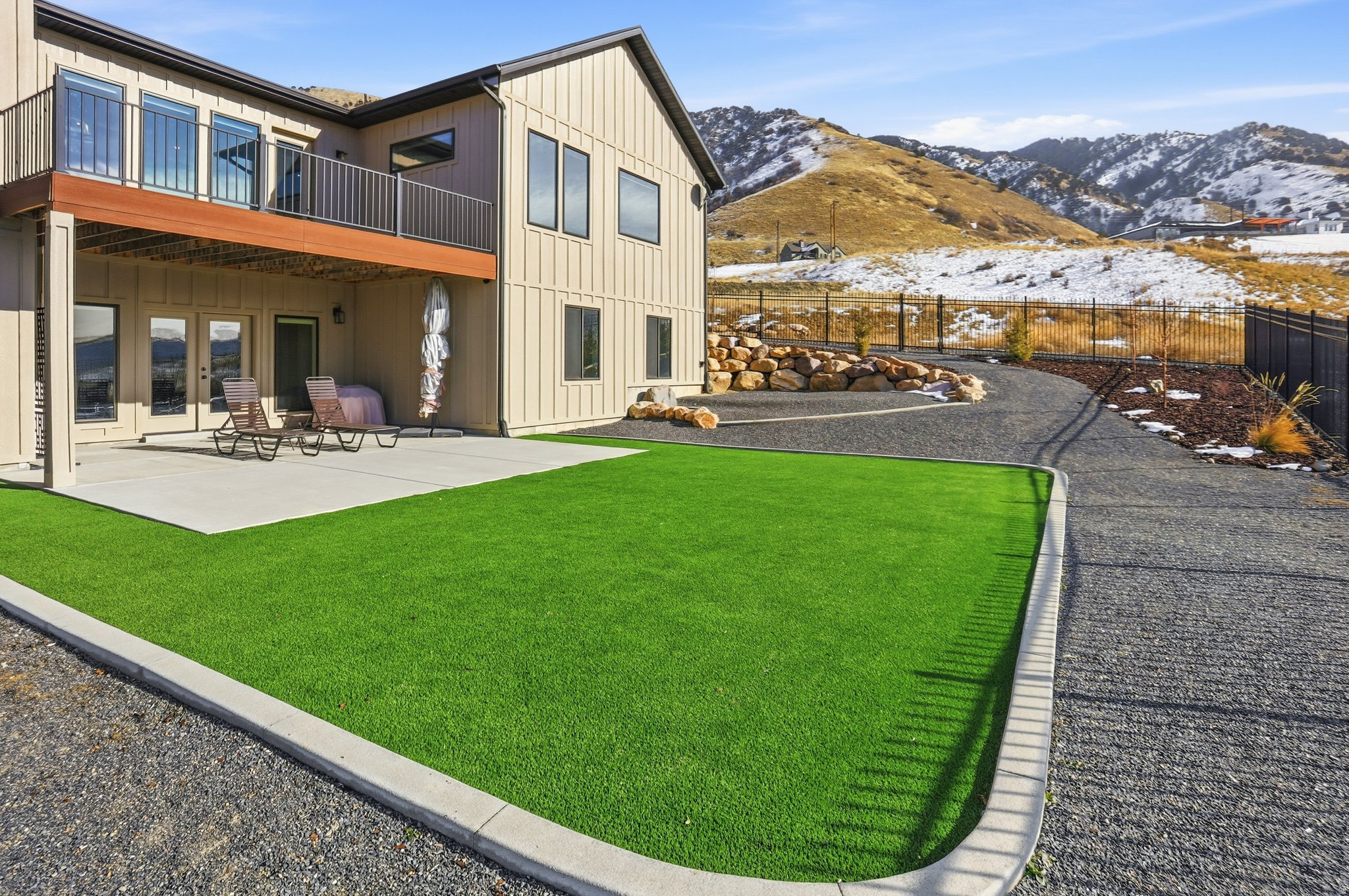 SHORELINE - Residential