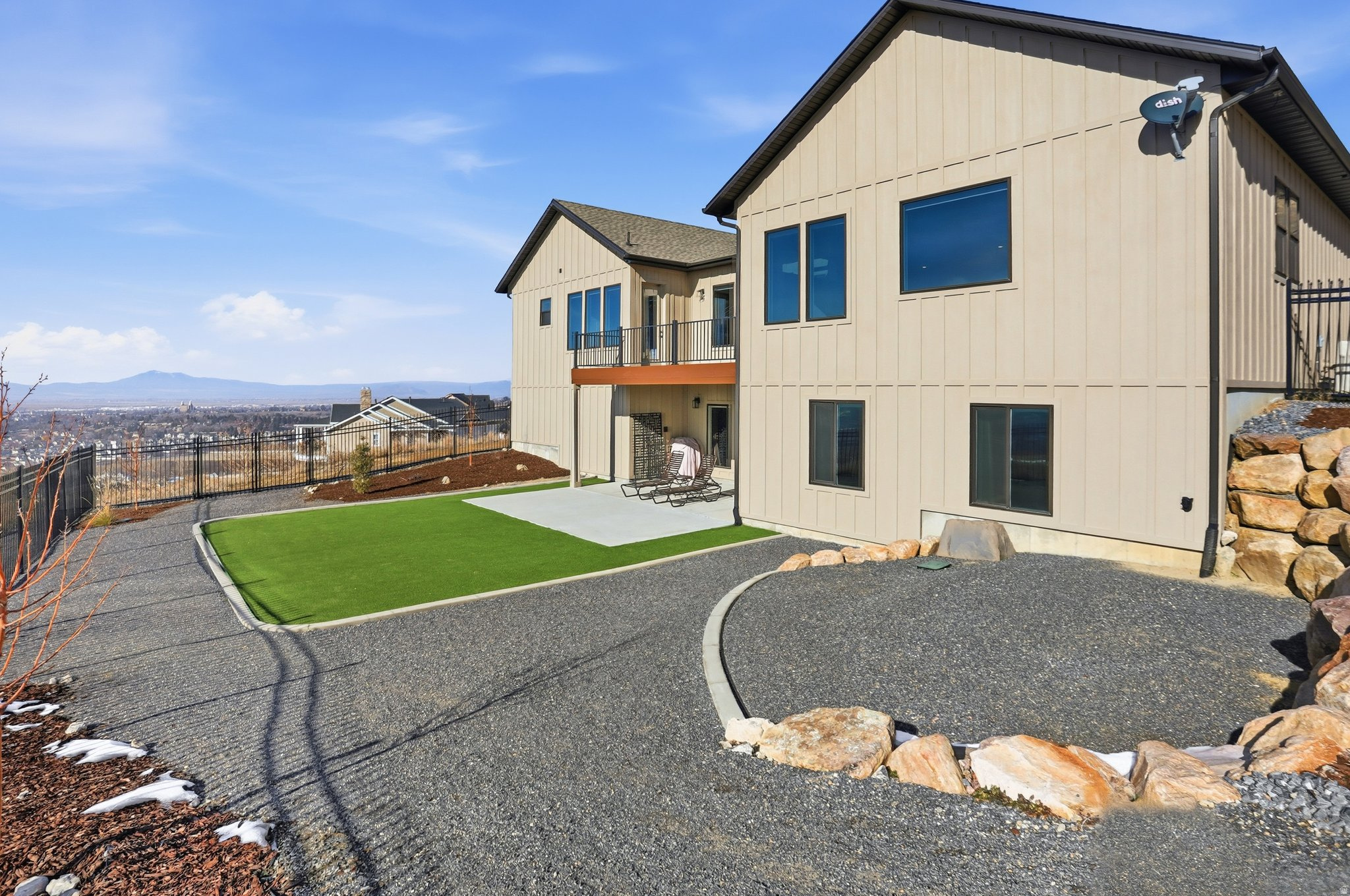 SHORELINE - Residential