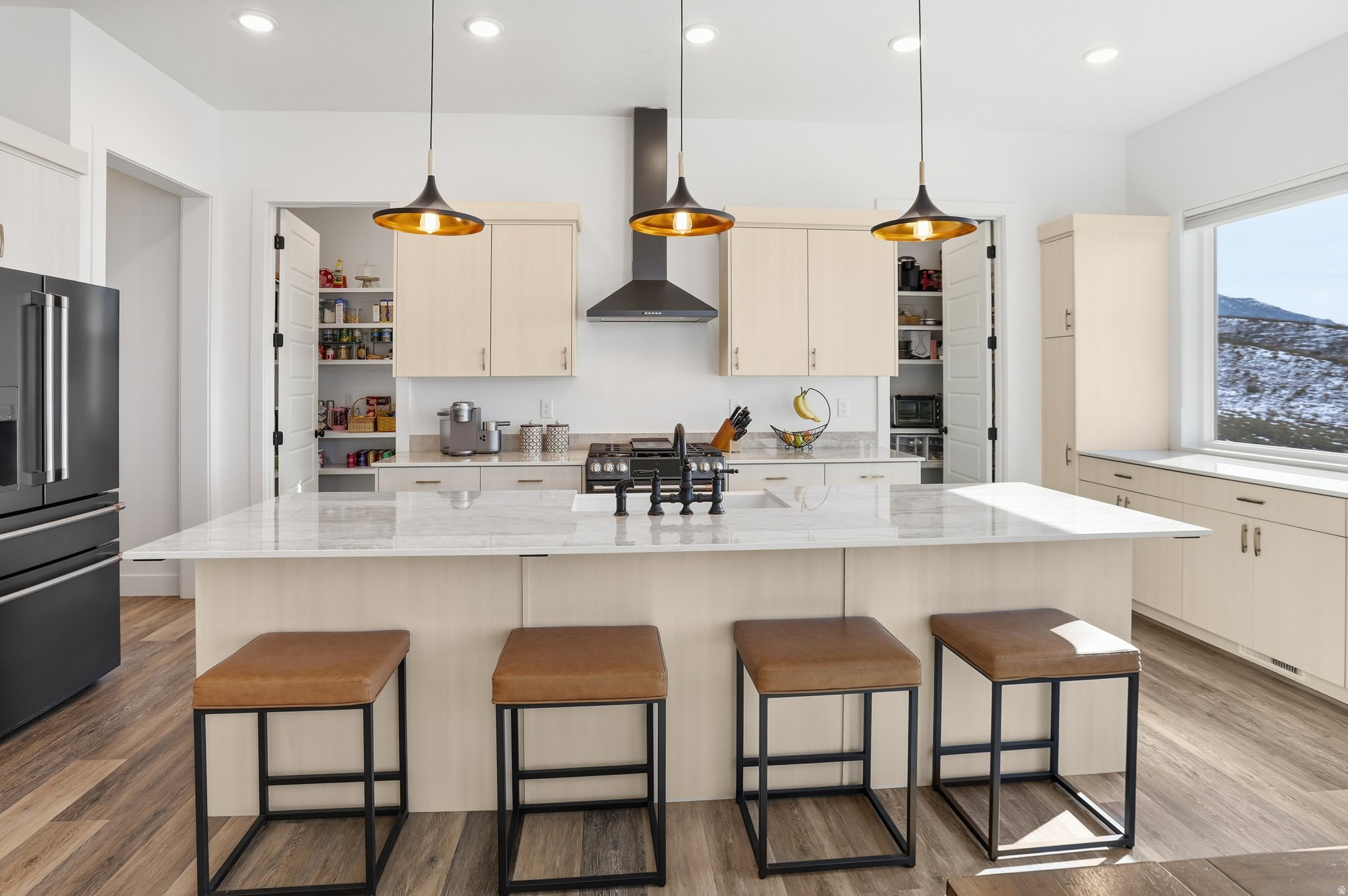 SHORELINE - Residential