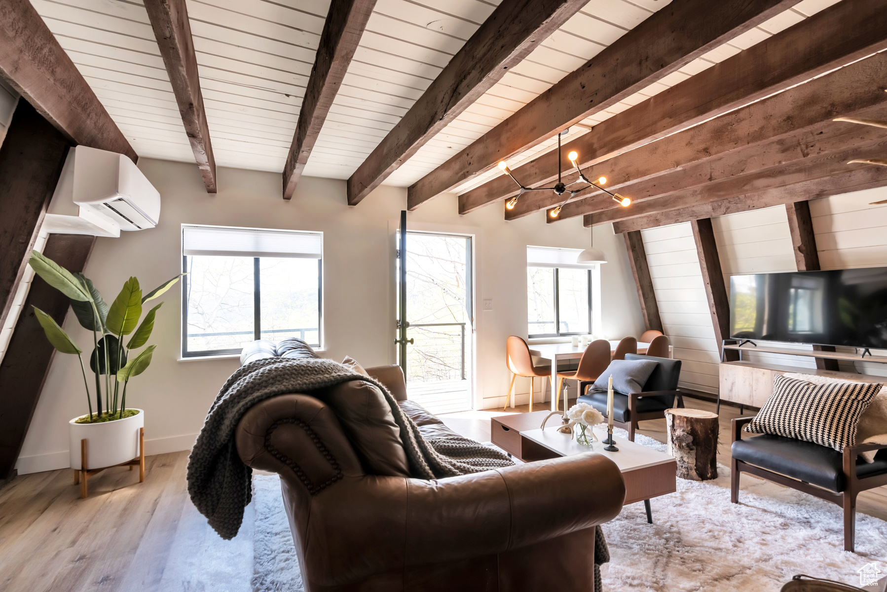 TIMBER LAKES - Residential