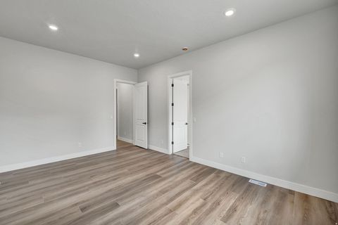 Tiny photo for 6199 W WAPITI RIDGE LN #333, Herriman, UT 84096 (MLS # 2142483)