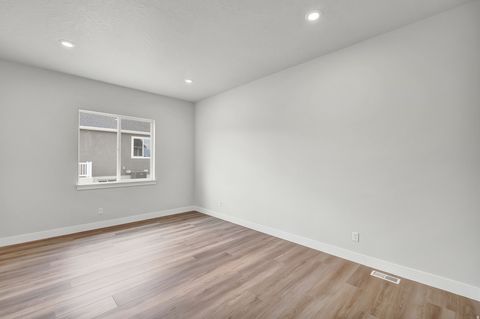 Tiny photo for 6199 W WAPITI RIDGE LN #333, Herriman, UT 84096 (MLS # 2142483)