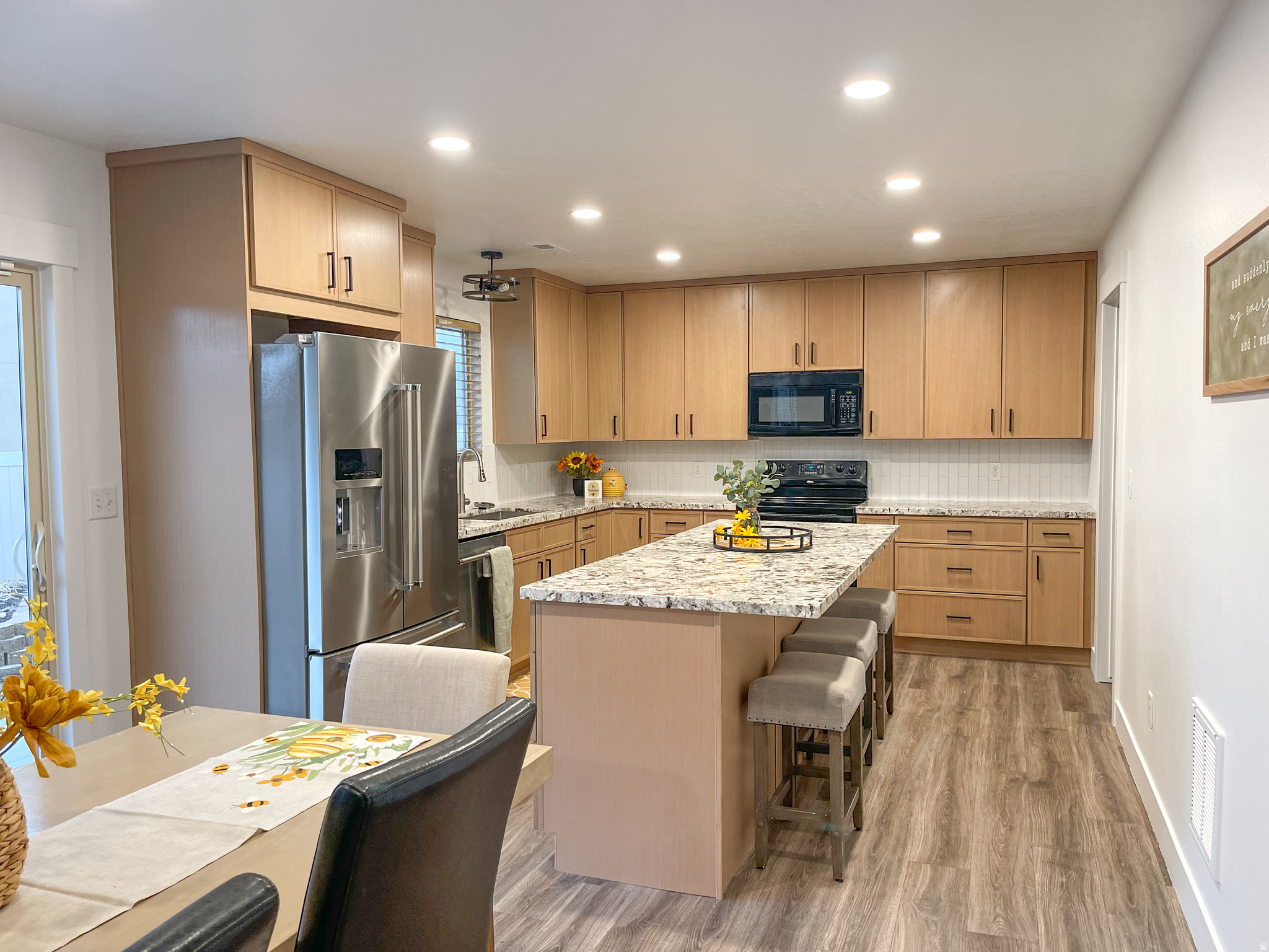 JORDAN WILLOWS - Residential