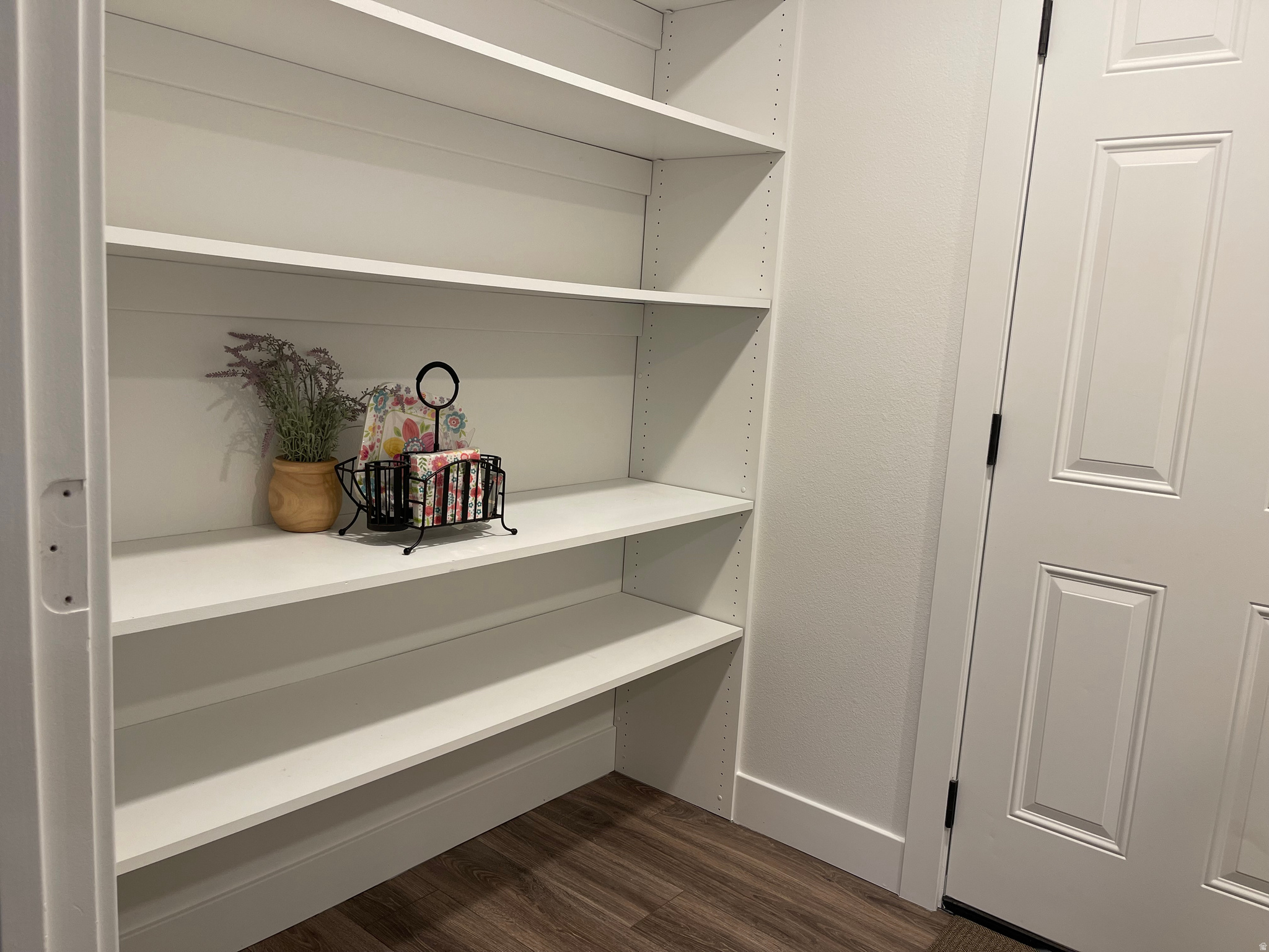 JORDAN WILLOWS - Residential