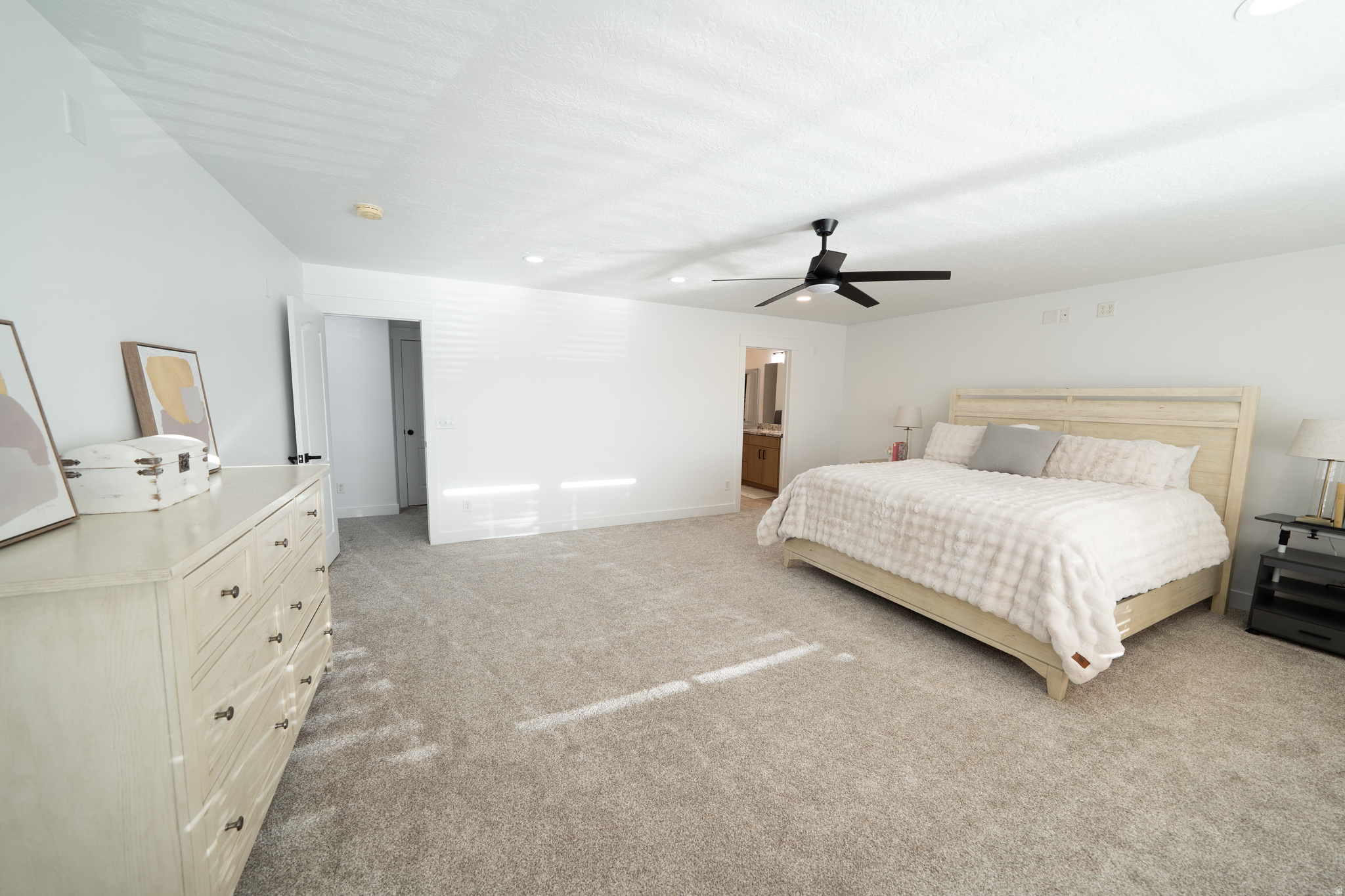 JORDAN WILLOWS - Residential