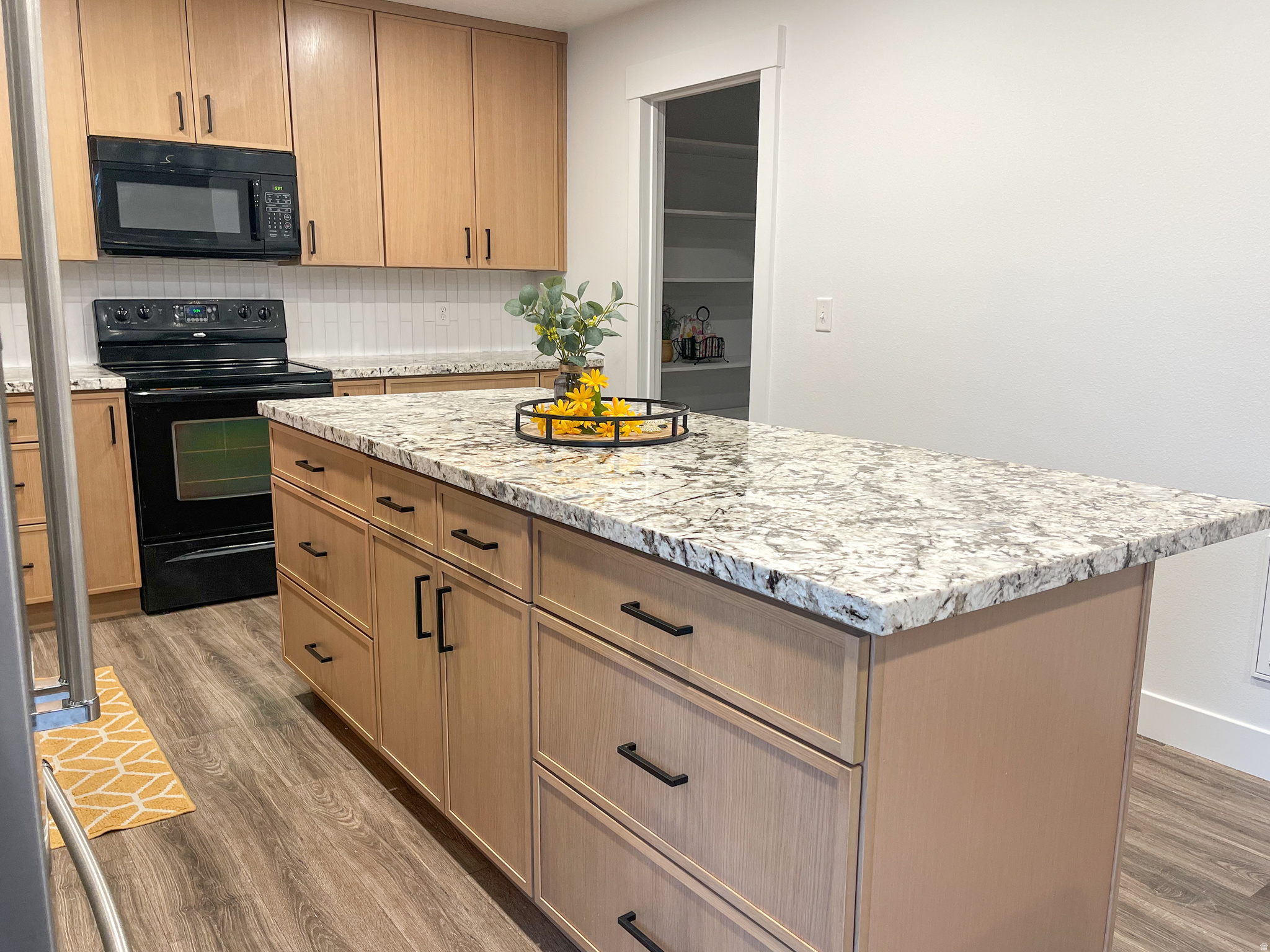 JORDAN WILLOWS - Residential