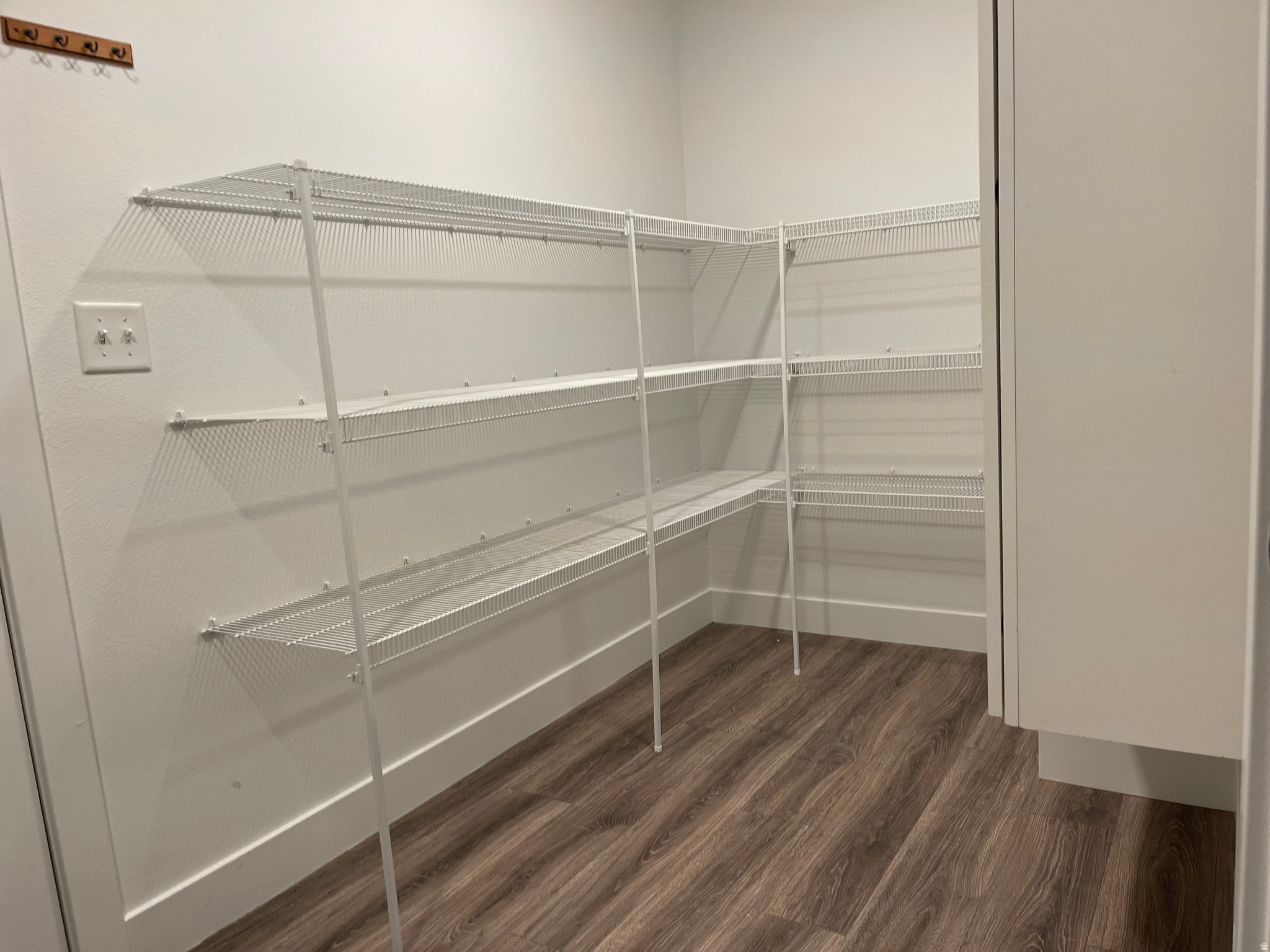 JORDAN WILLOWS - Residential