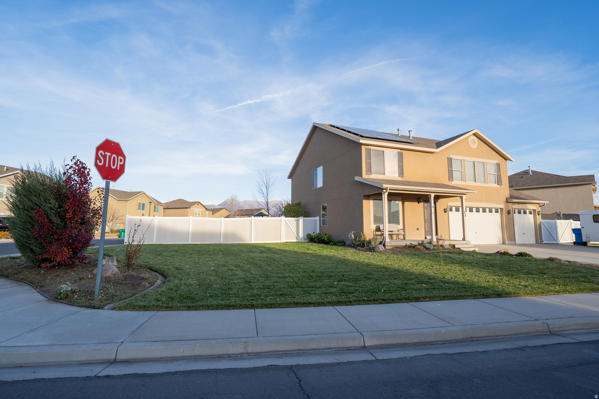 JORDAN WILLOWS - Residential