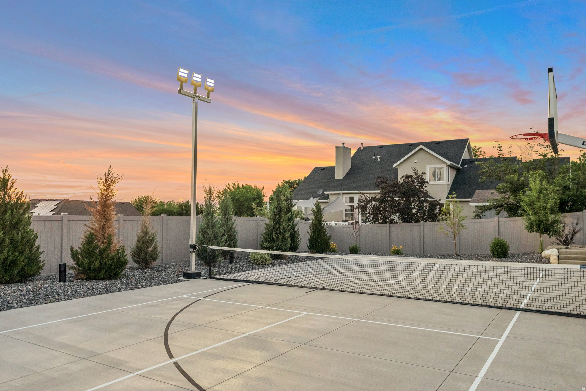 SUMMERHILL LANE - Residential