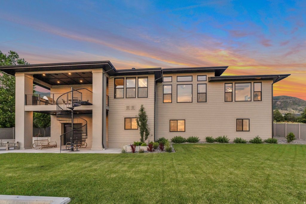 Photo of 2145 N MAIN ST, Centerville, UT 84014 (MLS # 2153174)