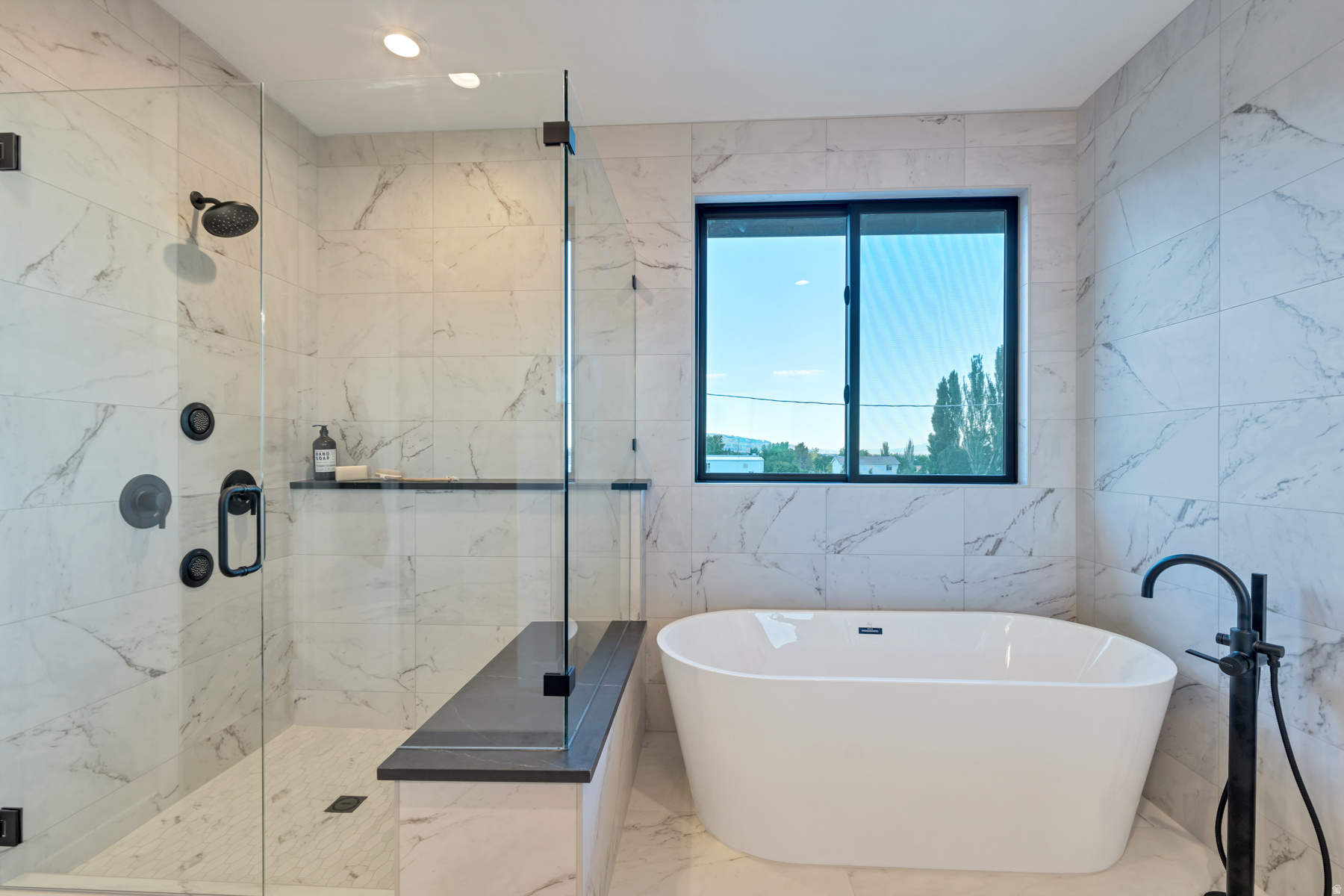 SUMMERHILL LANE - Residential