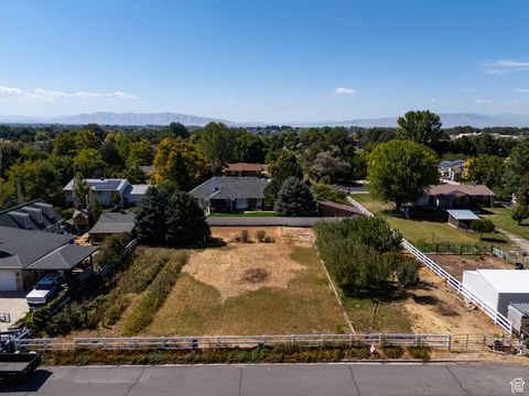 Tiny photo for 775 N 800 E, Mapleton, UT 84664 (MLS # 2113660)