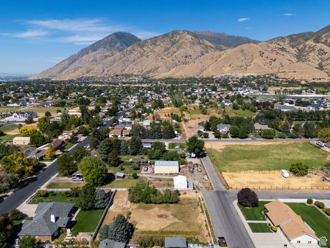 Tiny photo for 775 N 800 E, Mapleton, UT 84664 (MLS # 2113660)