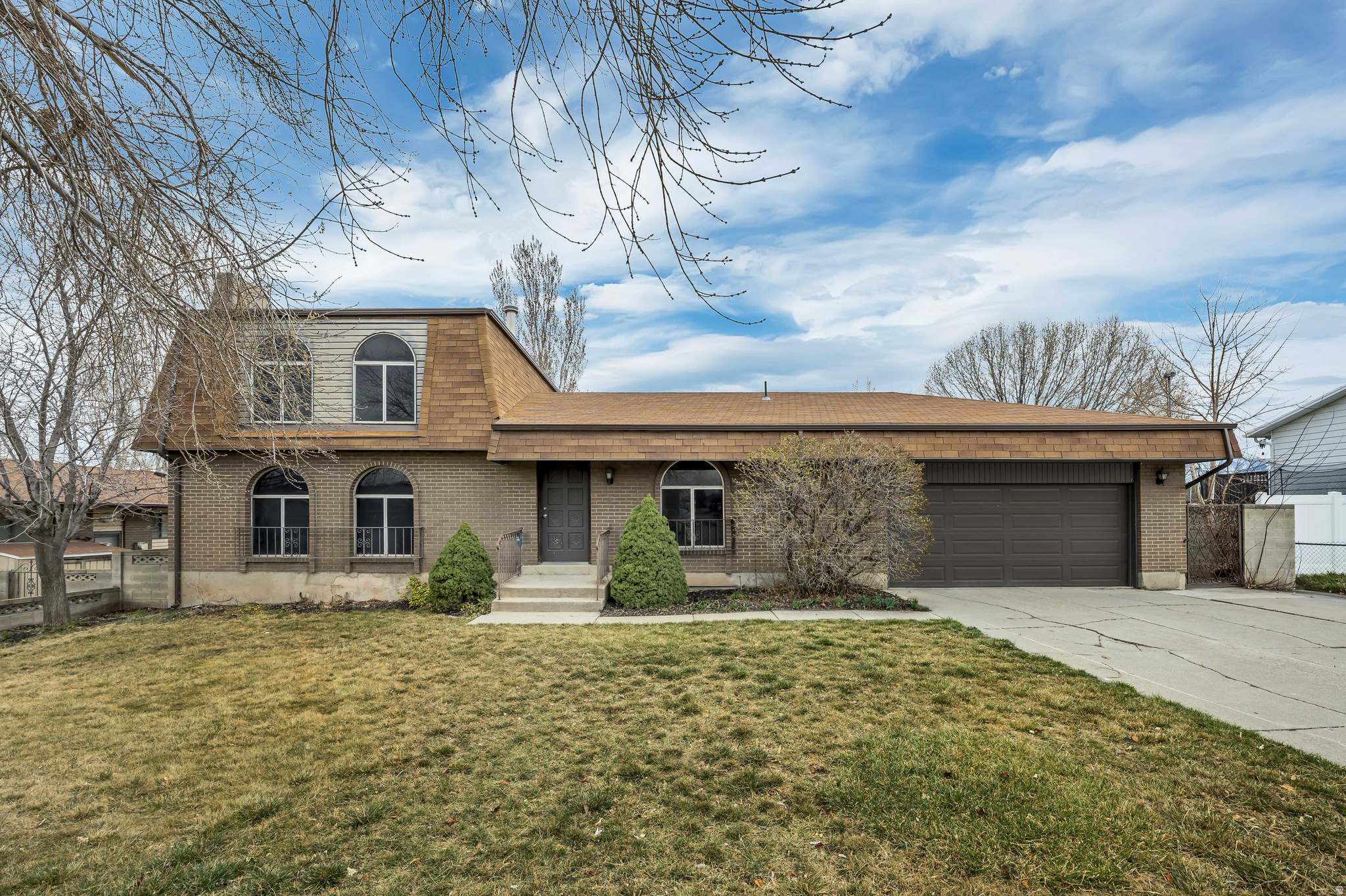 BLAKE HEIGHTS #12 - Residential