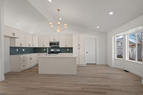 Tiny photo for 4976 W WOOD SPRING DR, West Jordan, UT 84081 (MLS # 2126763)