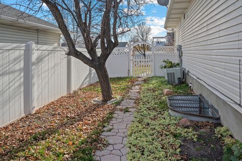 Tiny photo for 4976 W WOOD SPRING DR, West Jordan, UT 84081 (MLS # 2126763)