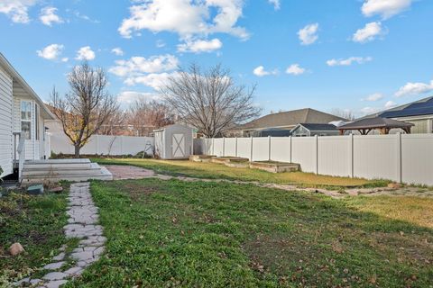 Tiny photo for 4976 W WOOD SPRING DR, West Jordan, UT 84081 (MLS # 2126763)