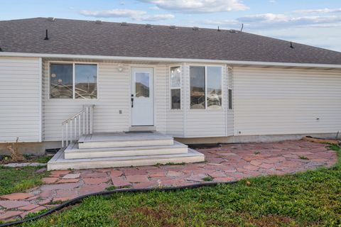 Tiny photo for 4976 W WOOD SPRING DR, West Jordan, UT 84081 (MLS # 2126763)