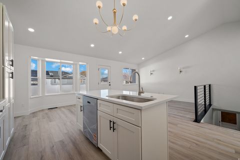 Tiny photo for 4976 W WOOD SPRING DR, West Jordan, UT 84081 (MLS # 2126763)