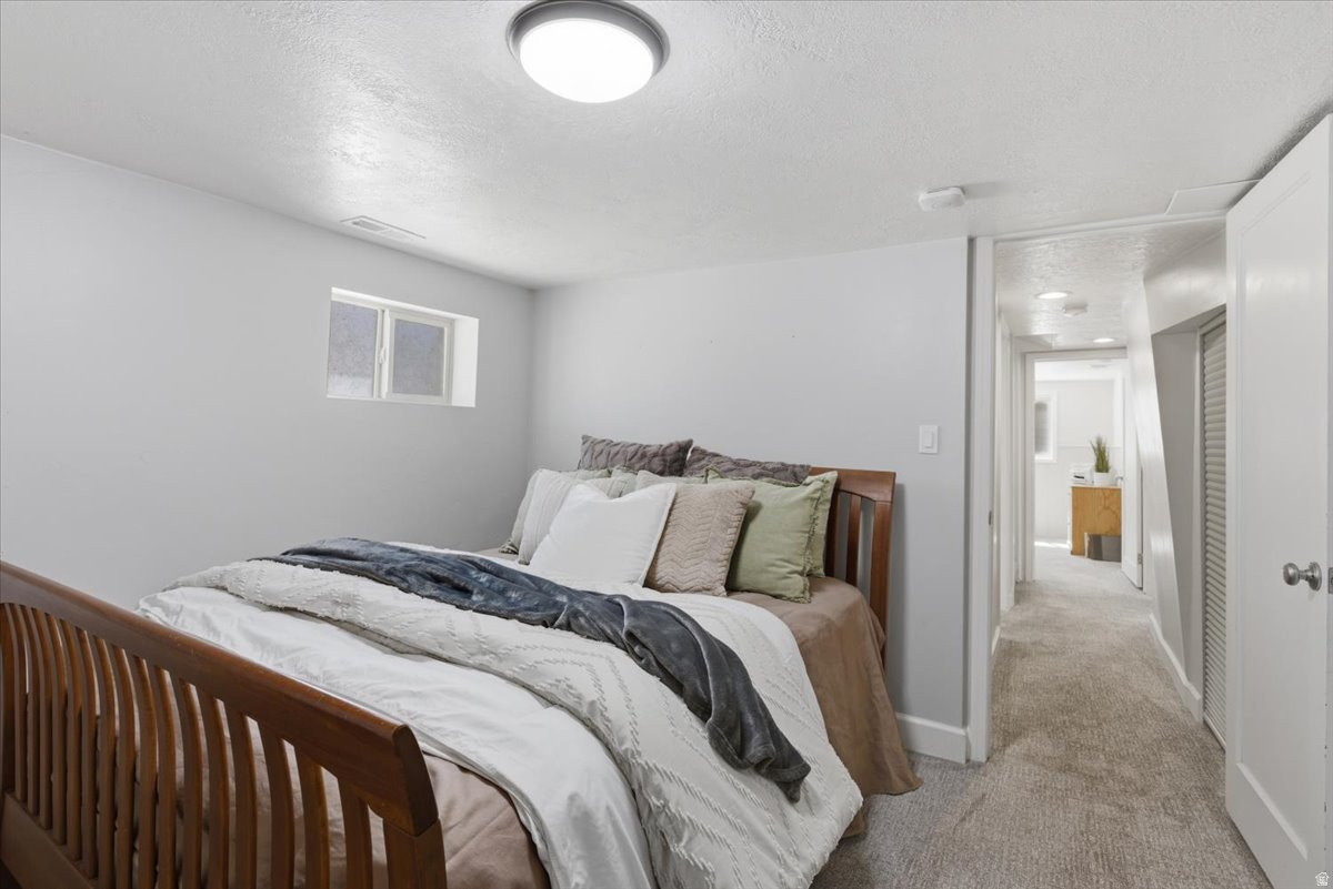 COUNTRY CLUB HEIGHTS - Residential