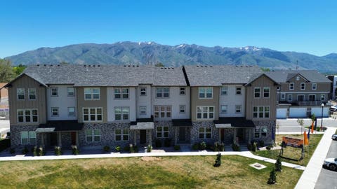 Photo of 1650 N MAIN ST, Layton, UT 84041 (MLS # 2178237)