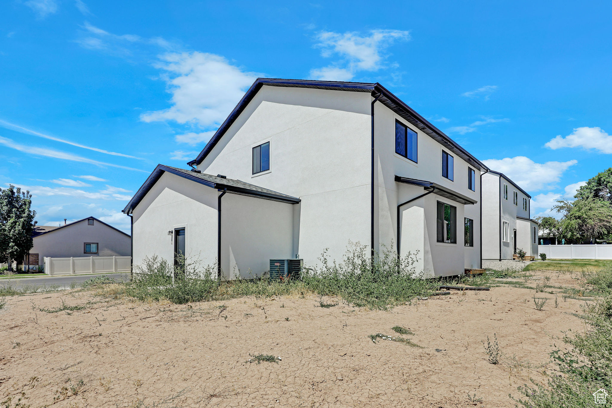 IVIE MEADOWS - Residential