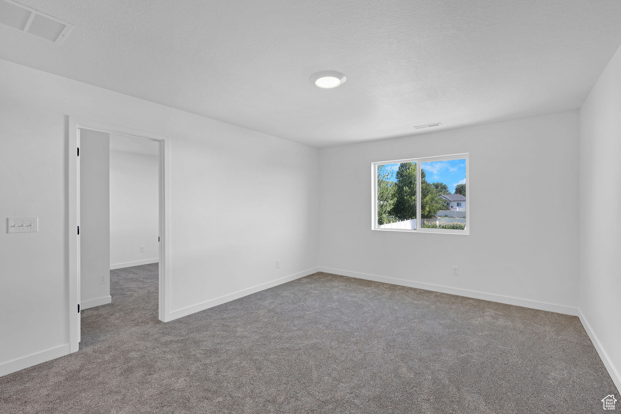 IVIE MEADOWS - Residential