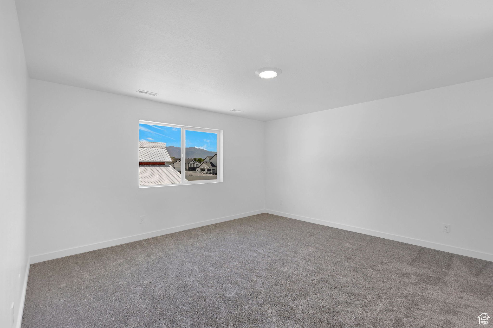 IVIE MEADOWS - Residential