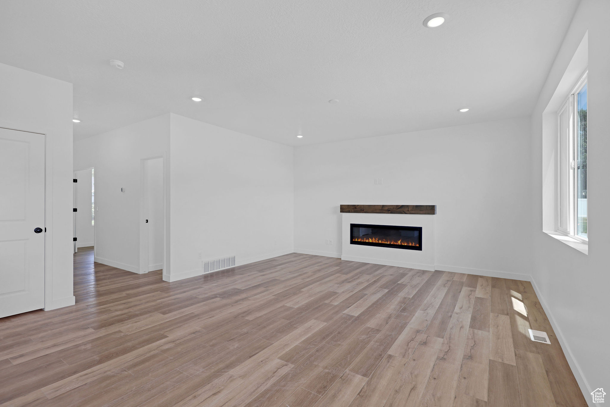 IVIE MEADOWS - Residential