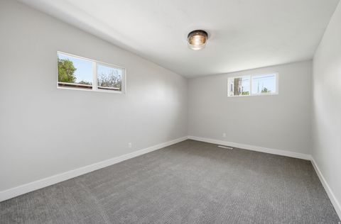 Tiny photo for 1448 N REID DR, Layton, UT 84041 (MLS # 2158975)