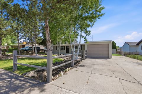 Tiny photo for 1448 N REID DR, Layton, UT 84041 (MLS # 2158975)