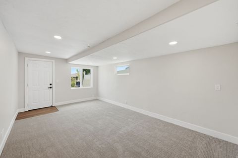 Tiny photo for 1448 N REID DR, Layton, UT 84041 (MLS # 2158975)