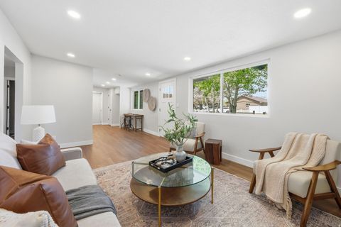Tiny photo for 1448 N REID DR, Layton, UT 84041 (MLS # 2158975)