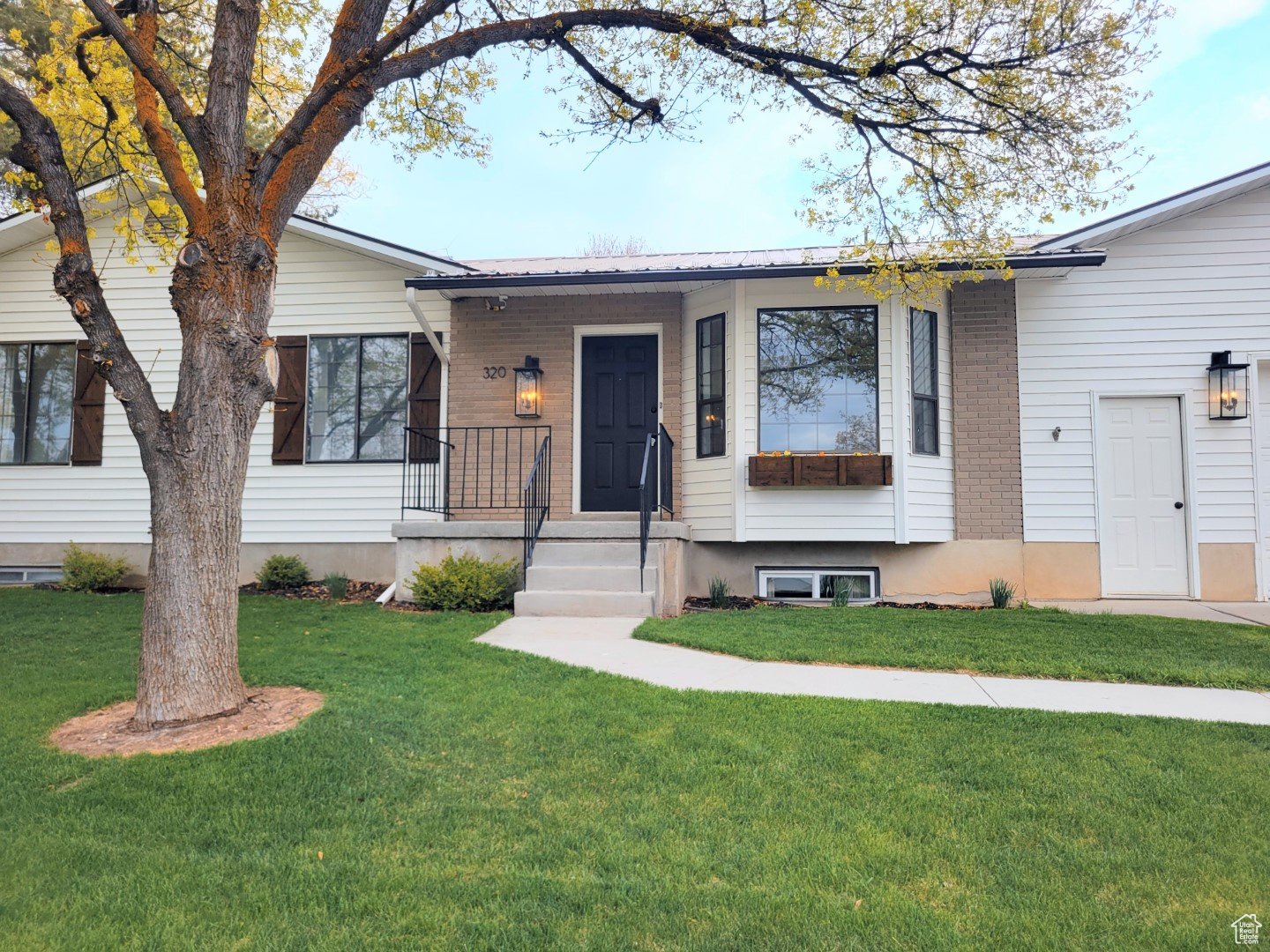 320 N 200, Millville, Utah image 32